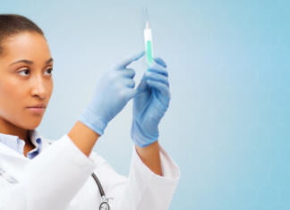 Caribbean and Black Americans hesitate to take the COVID-19 vaccine