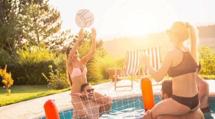 Summer Fun: Ideas for Poolside Party Games