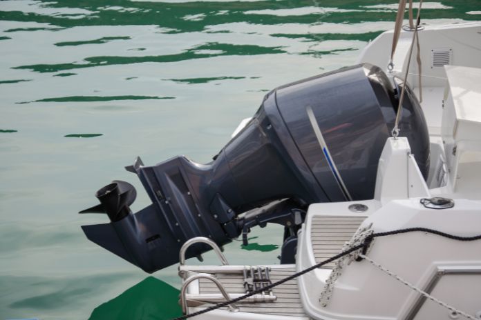Why An Outboard Could Be The Perfect Motor For Your Boat – Island Origins