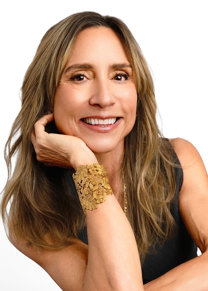 How This Master Yoga Teacher is Leading Women Across the Diaspora Back to Jamaica for Wellness & Healing